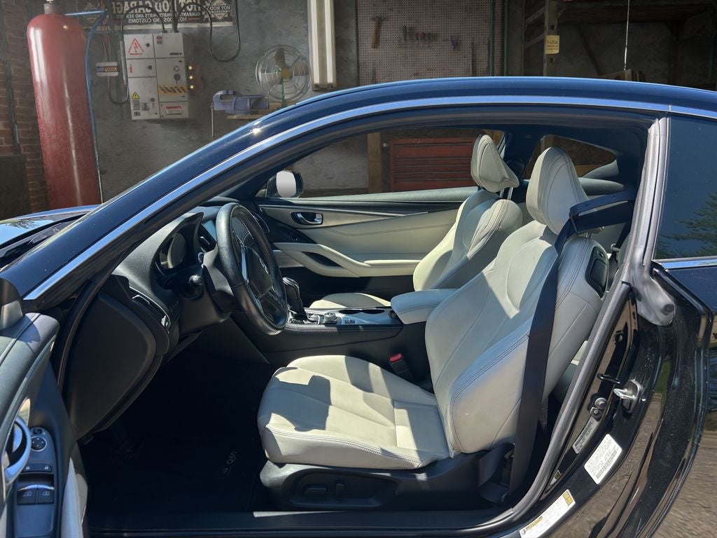 2017 INFINITI Q60 3.0t Premium