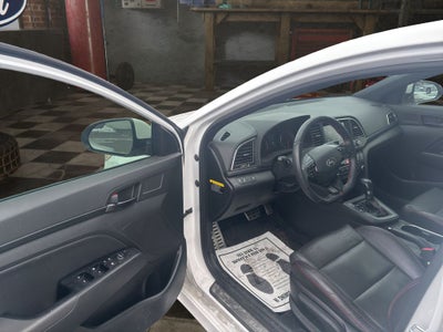 2018 Hyundai Elantra Sport