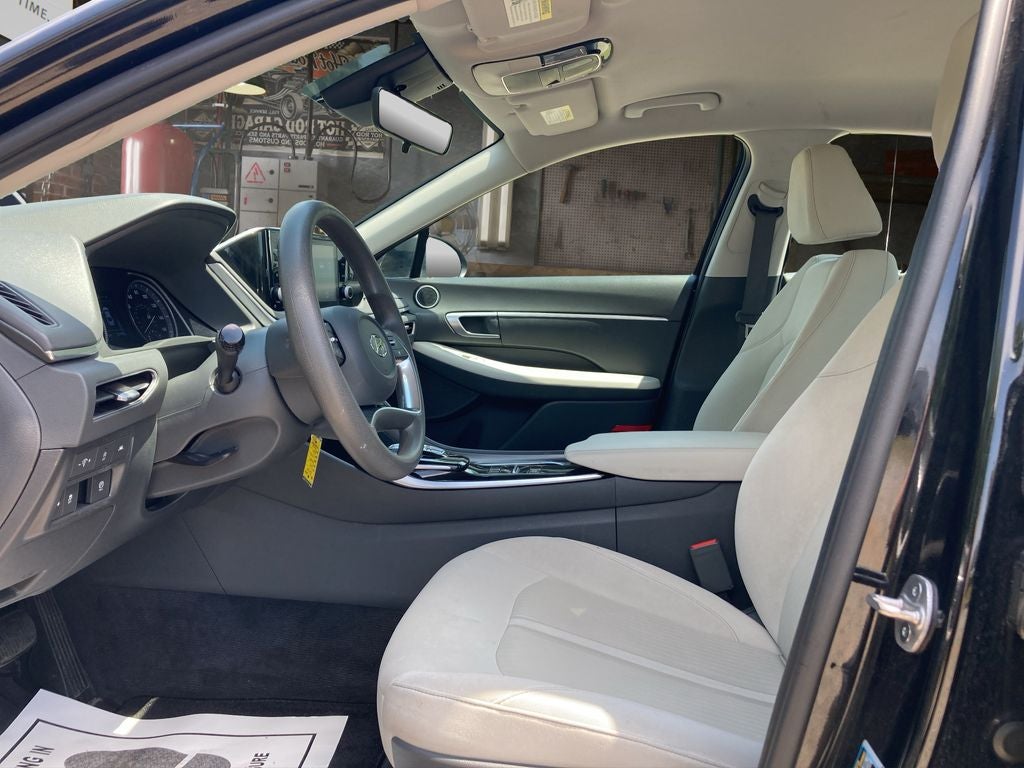 2023 Hyundai Sonata SE